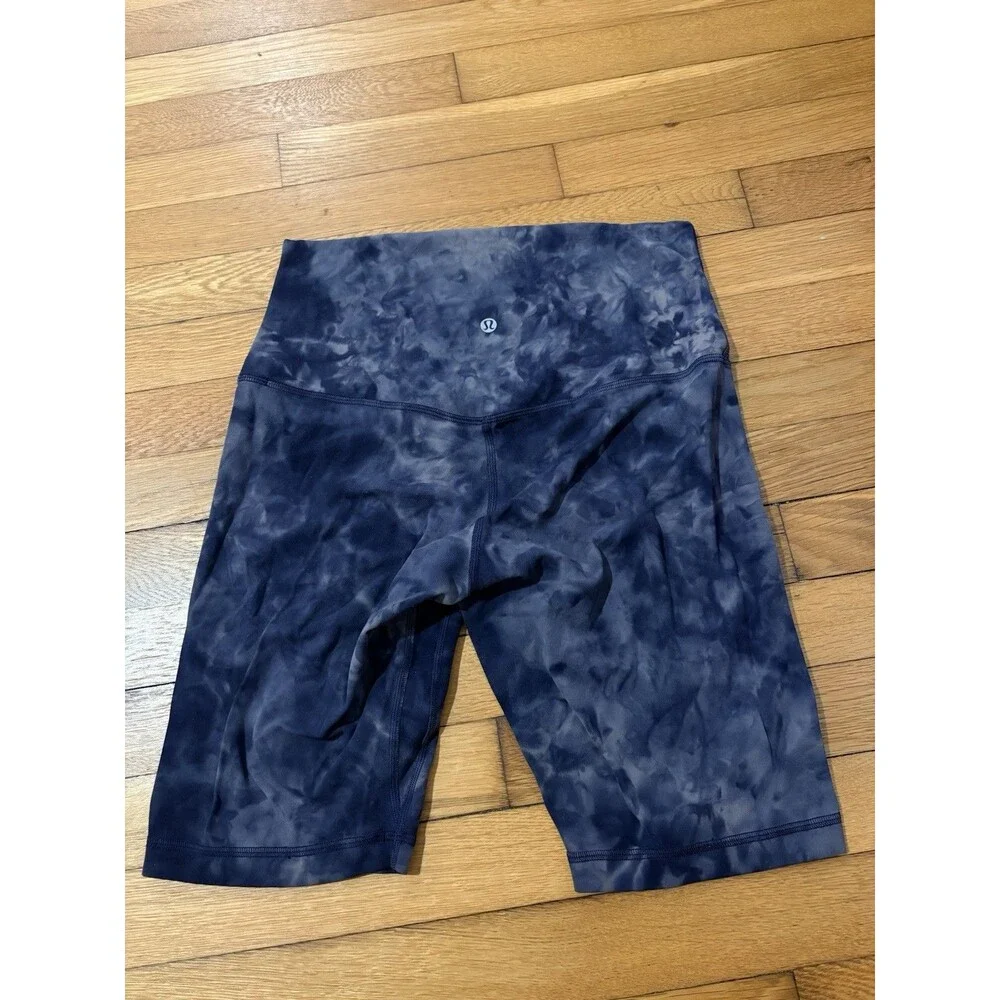 Lululemon Size 10 Align High-Rise Short 8” Gray Diamond Dye